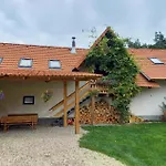 Na Farme U Koni *