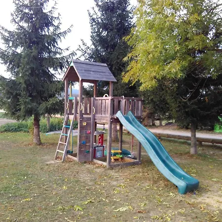 Na Farme U Koni Lejlighed Milesov (Pribram)