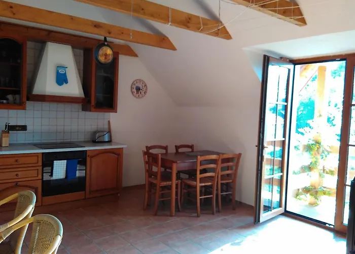 Na Farmě U Koní Apartamento Milesov (Pribram)